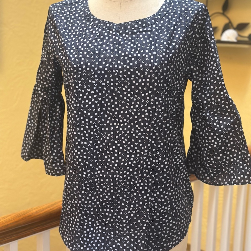 Van Heusen Navy and White Women's Blouse